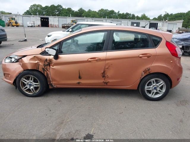 2017 FORD FIESTA SE 14
