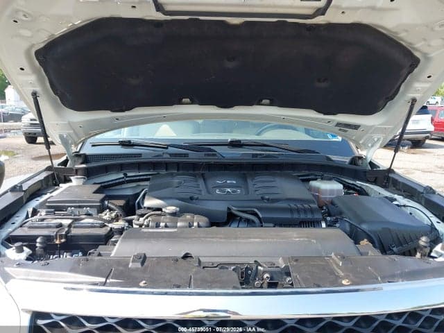 2017 INFINITI QX80 10