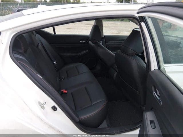 2019 NISSAN ALTIMA 2.5 SR 8