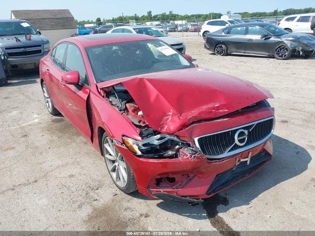 2020 VOLVO S60 T6 MOMENTUM 1
