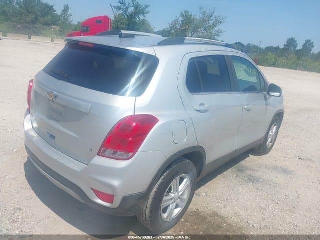 2020 CHEVROLET TRAX FWD LT 4