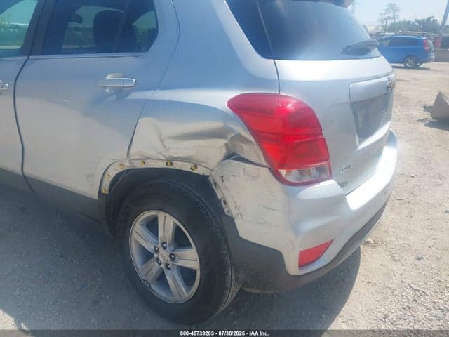 2020 CHEVROLET TRAX FWD LT 6