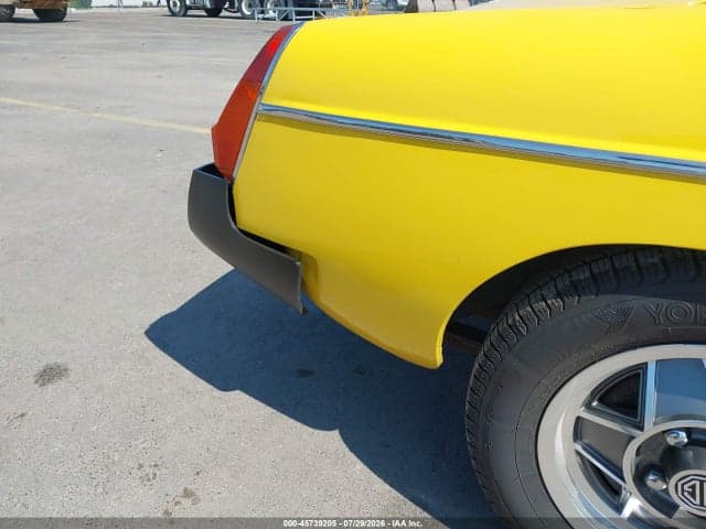 1980 BRISTISH LEGEND MGB 6