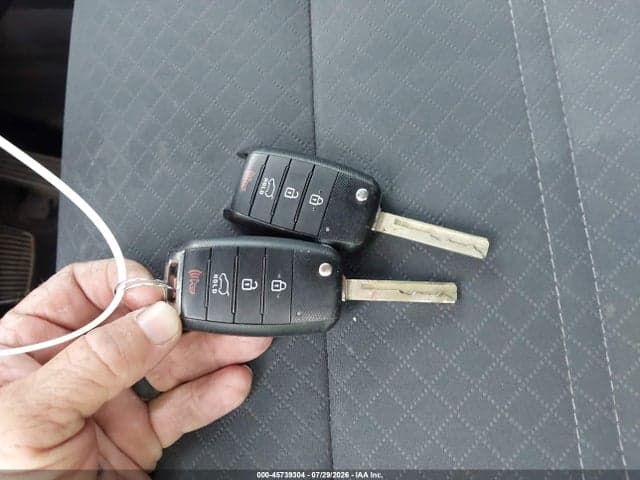 2018 KIA SORENTO 2.4L LX 11