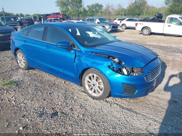 2019 FORD FUSION SE 1
