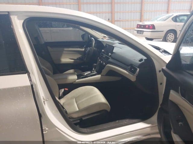 2018 HONDA ACCORD EX 5