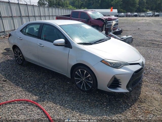 2018 TOYOTA COROLLA SE 1