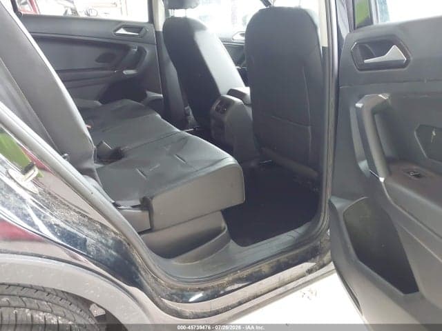 2018 VOLKSWAGEN TIGUAN 2.0T SE/2.0T SEL 8