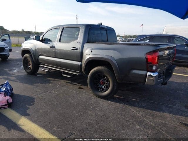 2020 TOYOTA TACOMA SR5 V6 3