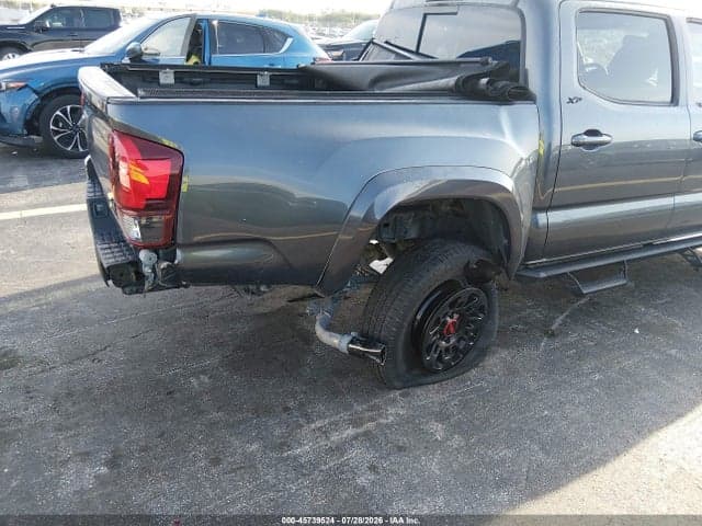 2020 TOYOTA TACOMA SR5 V6 6