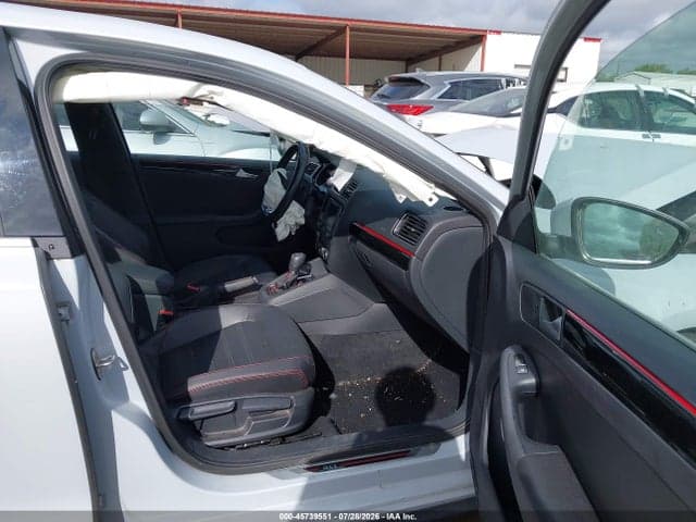 2017 VOLKSWAGEN JETTA GLI 5