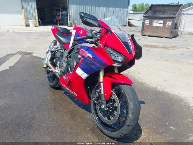 2023 HONDA CBR1000 RR 1