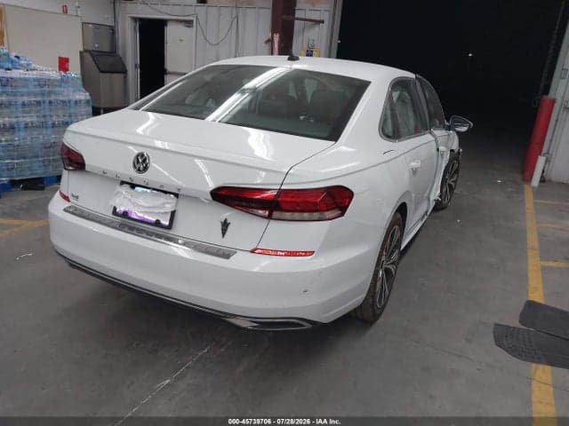 2021 VOLKSWAGEN PASSAT 2.0T SE 4