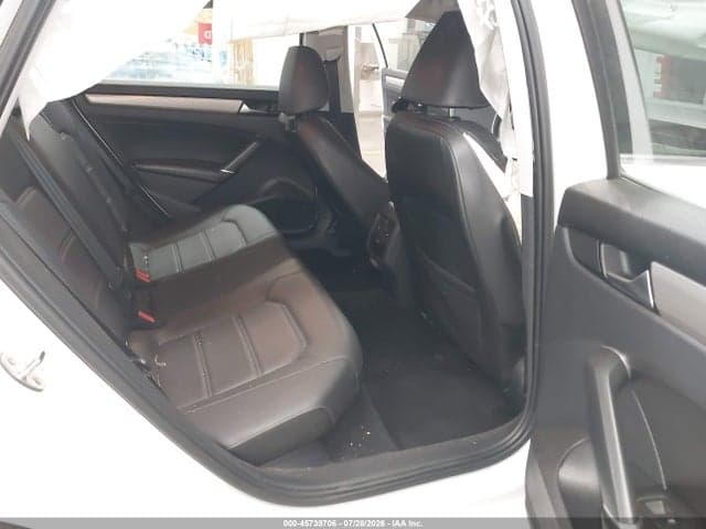 2021 VOLKSWAGEN PASSAT 2.0T SE 8