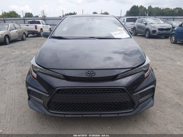2020 TOYOTA COROLLA SE 11