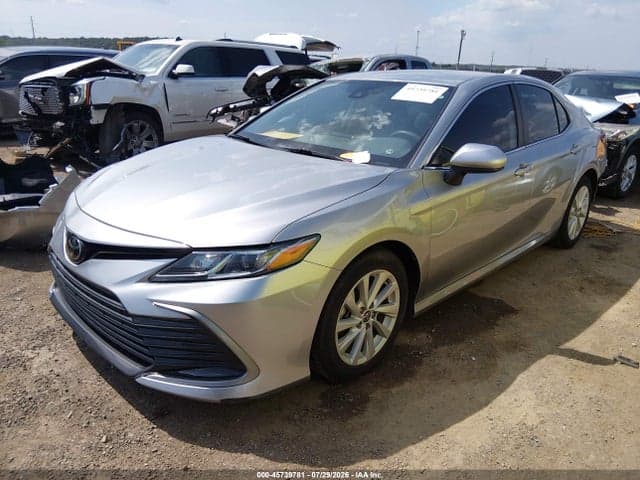 2022 TOYOTA CAMRY LE 2
