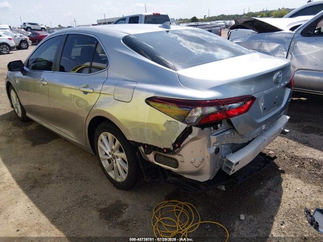 2022 TOYOTA CAMRY LE 3