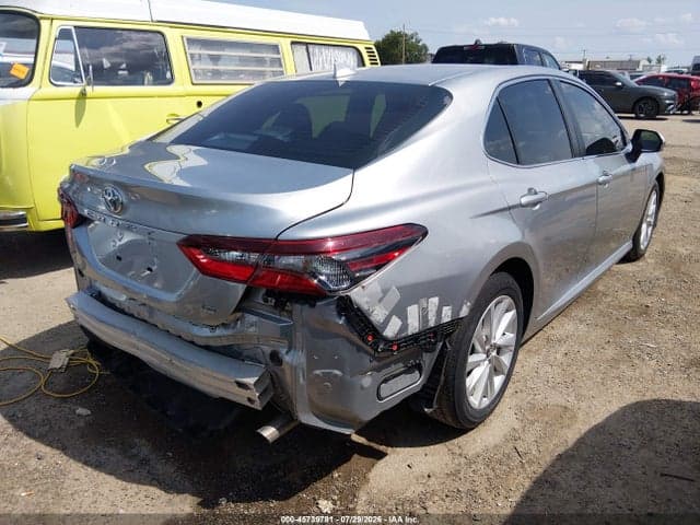2022 TOYOTA CAMRY LE 4