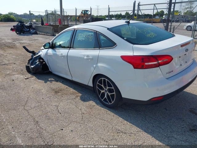 2017 FORD FOCUS SE 3