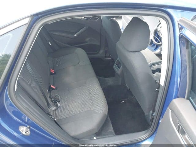 2017 VOLKSWAGEN PASSAT 1.8T S 8