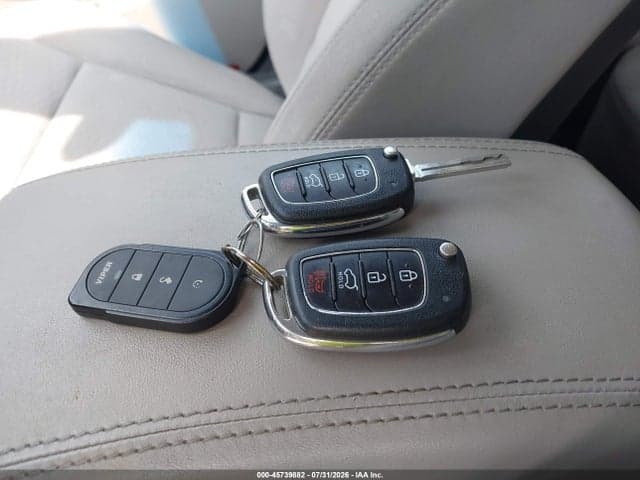 2019 HYUNDAI TUCSON SE 11
