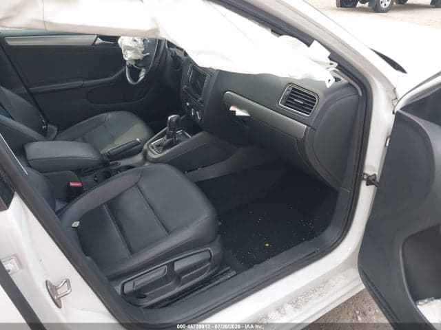 2017 VOLKSWAGEN JETTA 1.4T SE 5