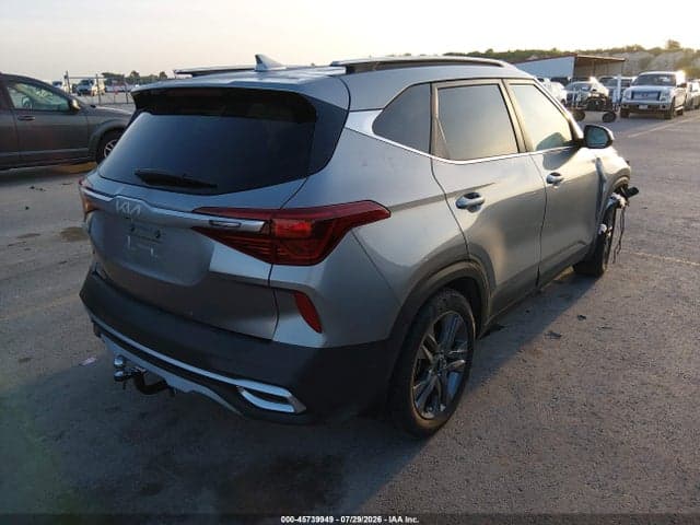 2023 KIA SELTOS S 4