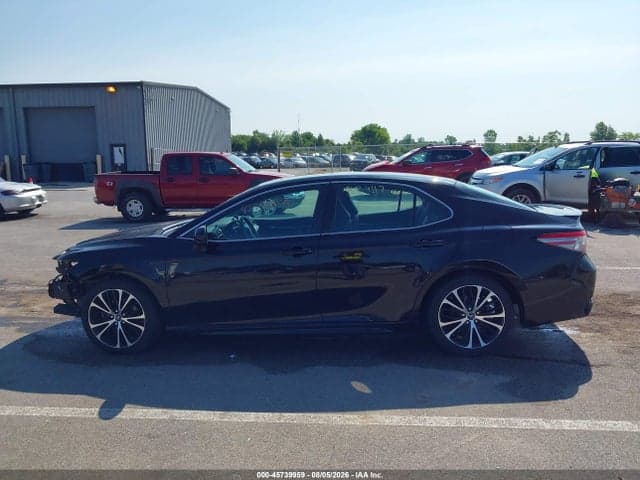 2018 TOYOTA CAMRY L/LE/XLE/SE/XSE 15