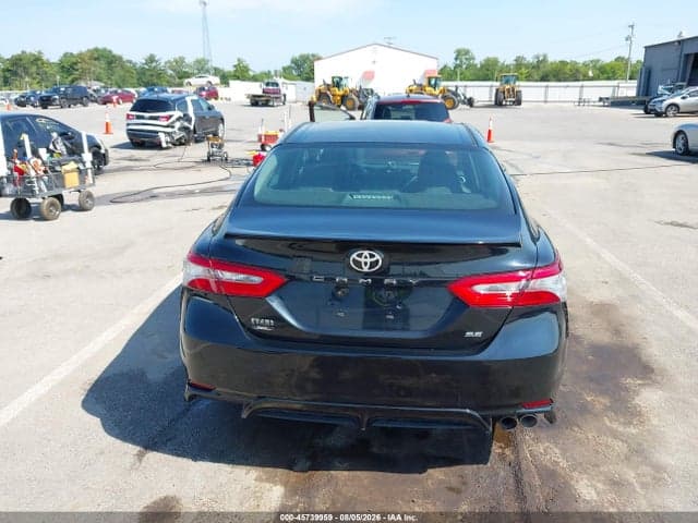 2018 TOYOTA CAMRY L/LE/XLE/SE/XSE 17