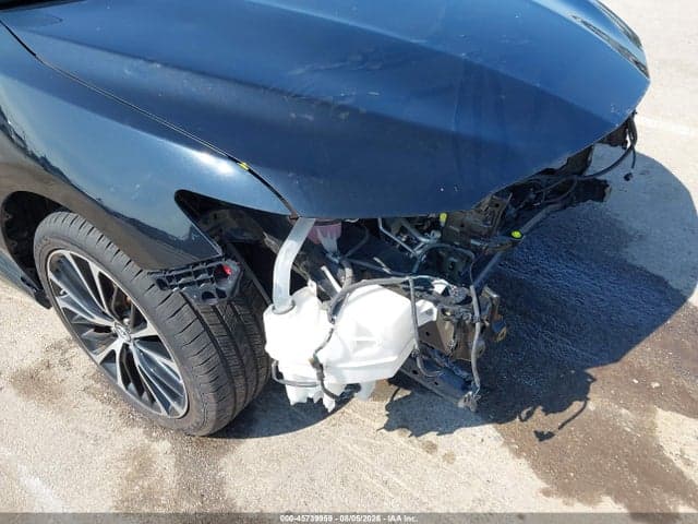 2018 TOYOTA CAMRY L/LE/XLE/SE/XSE 18