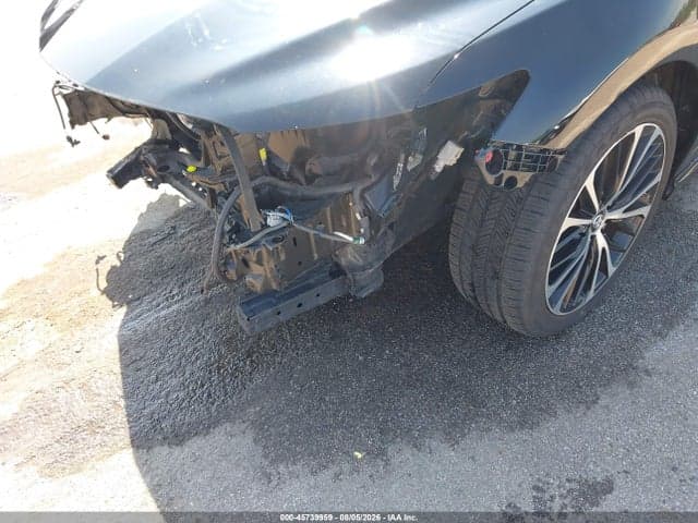 2018 TOYOTA CAMRY L/LE/XLE/SE/XSE 19