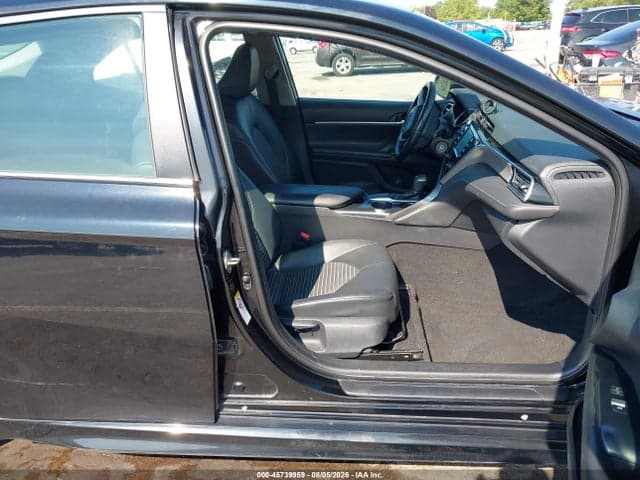 2018 TOYOTA CAMRY L/LE/XLE/SE/XSE 5