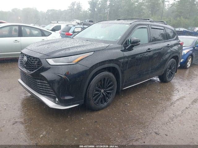 2023 TOYOTA HIGHLANDER XSE 2