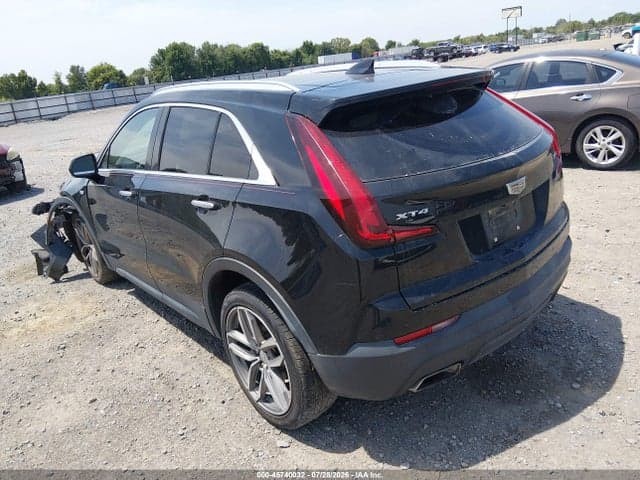 2019 CADILLAC XT4 LUXURY 3