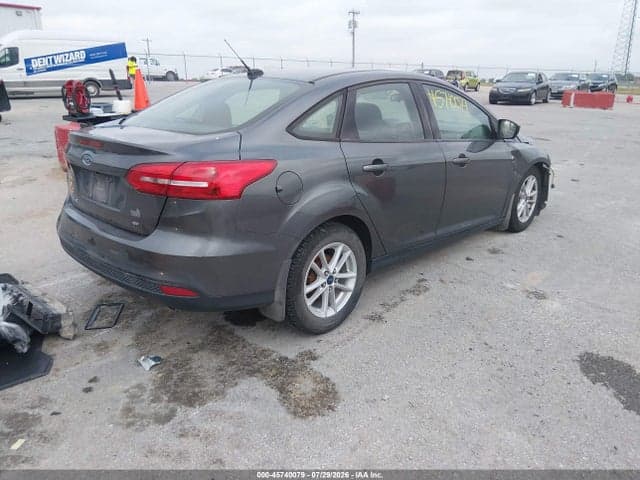 2018 FORD FOCUS SE 4