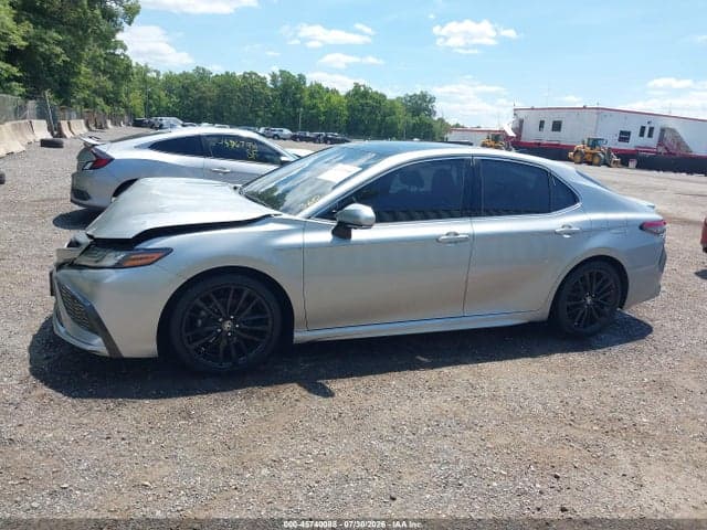 2021 TOYOTA CAMRY XSE 14