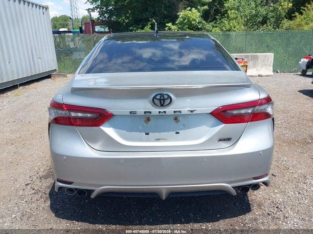 2021 TOYOTA CAMRY XSE 16