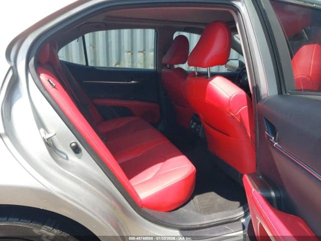 2021 TOYOTA CAMRY XSE 8