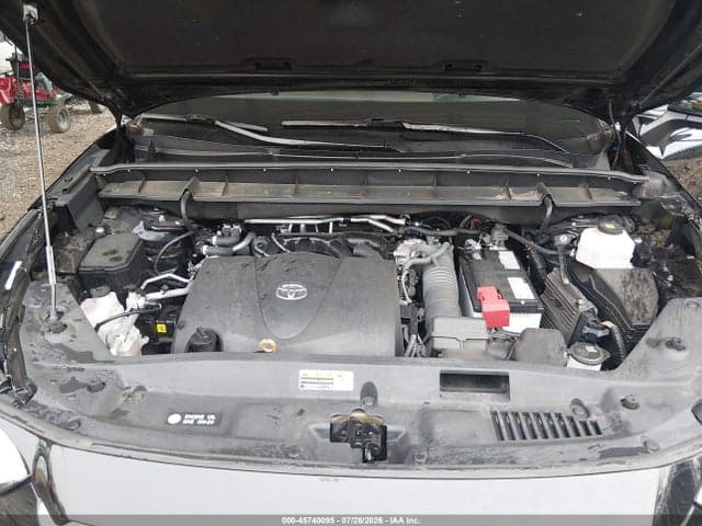 2022 TOYOTA HIGHLANDER XLE 10