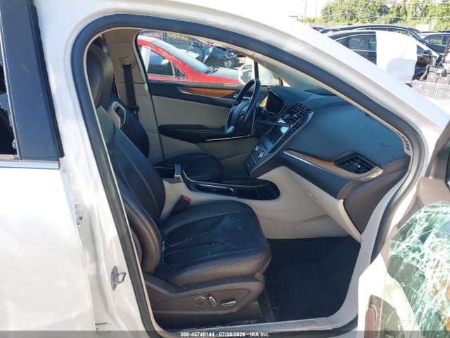 2017 LINCOLN MKC SELECT 5