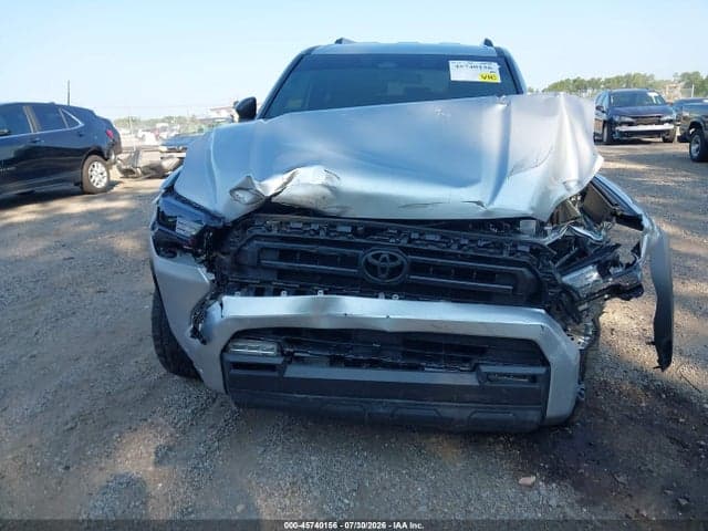 2025 TOYOTA 4RUNNER SR5 6