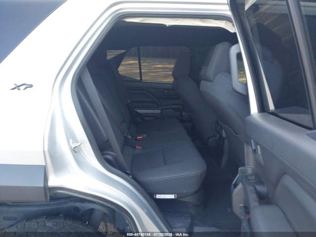 2025 TOYOTA 4RUNNER SR5 8