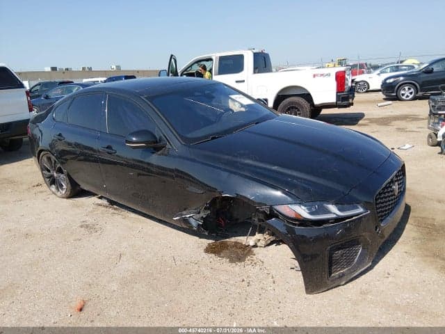 2021 JAGUAR XF R-DYNAMIC SE P300 AWD AUTOMATIC - 1