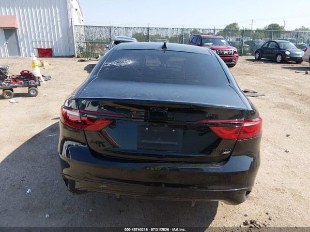 2021 JAGUAR XF R-DYNAMIC SE P300 AWD AUTOMATIC 17