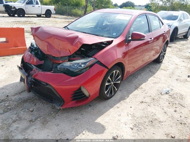 2018 TOYOTA COROLLA SE 2