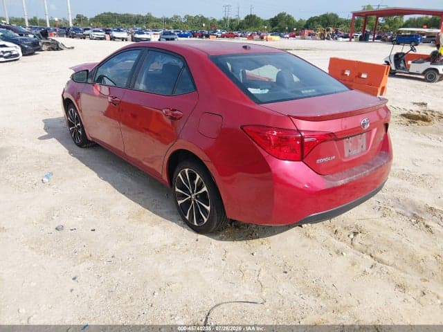 2018 TOYOTA COROLLA SE 3