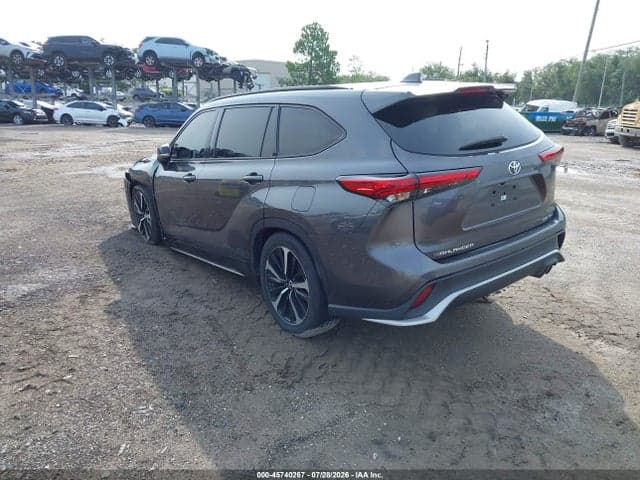 2022 TOYOTA HIGHLANDER XSE 3