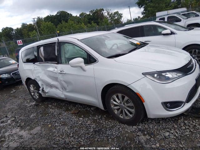 2018 CHRYSLER PACIFICA TOURING PLUS 13
