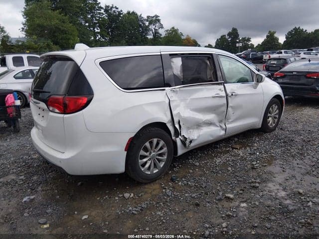 2018 CHRYSLER PACIFICA TOURING PLUS 4