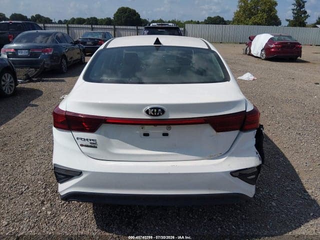 2020 KIA FORTE FE 16